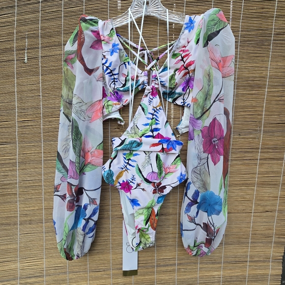 NEW PatBO Zamia Cutout Bodysuit Long Sheer Sleeves Small - Picture 6 of 14